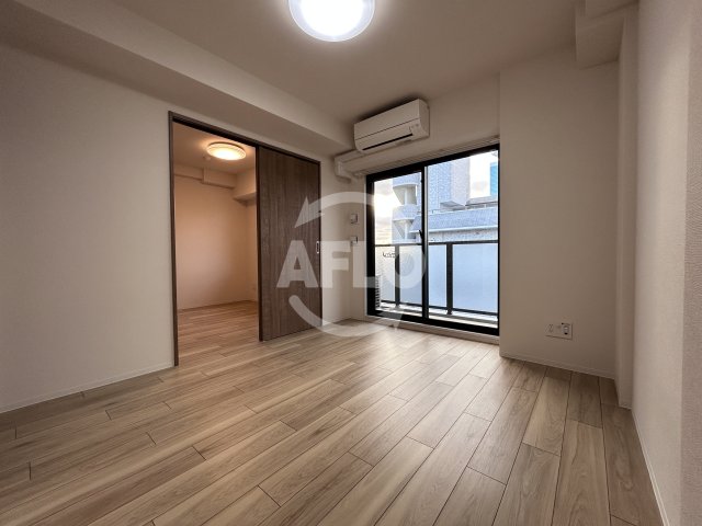 居室・リビング　CREST　TAPP新大阪　リビング