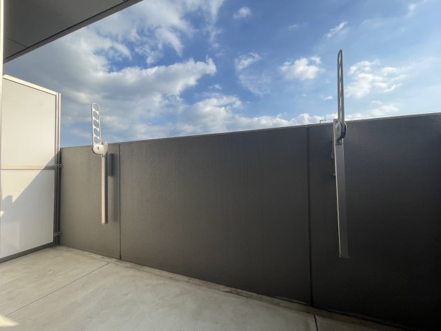 バルコニー　同タイプの別部屋です。