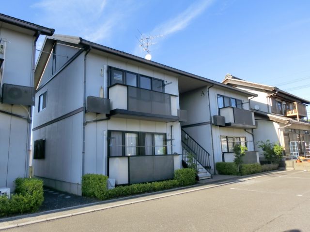 建物外観　シンプルさに際立つデザイン性