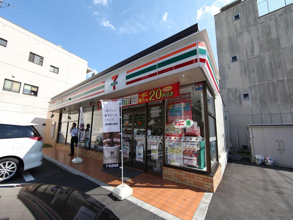 コンビニ　セブンイレブン 名古屋松原２丁目店 (コンビニ)（コンビニ）まで185m