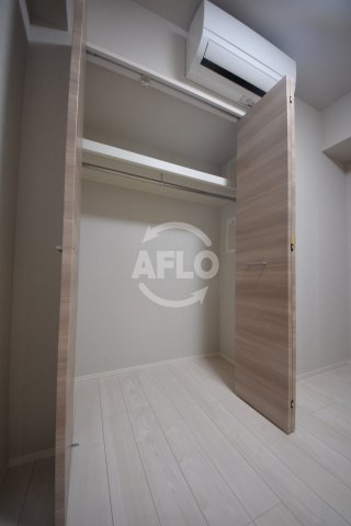 収納　リアライズ天満橋　クローゼット