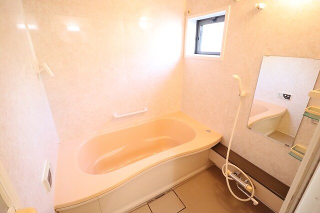 バス・シャワールーム　浴室