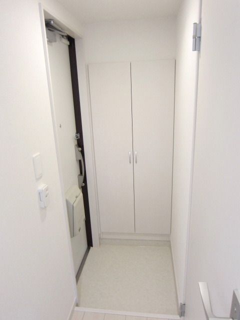 玄関　★お問い合わせはタウンハウジングまで★