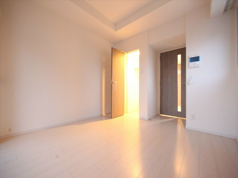 居室・リビング　洋室7.5帖　ウォークインクローゼット（収納充実してます）