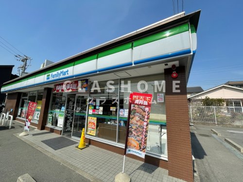 コンビニ　ファミリーマート 大府アラタ店（コンビニ）まで318m