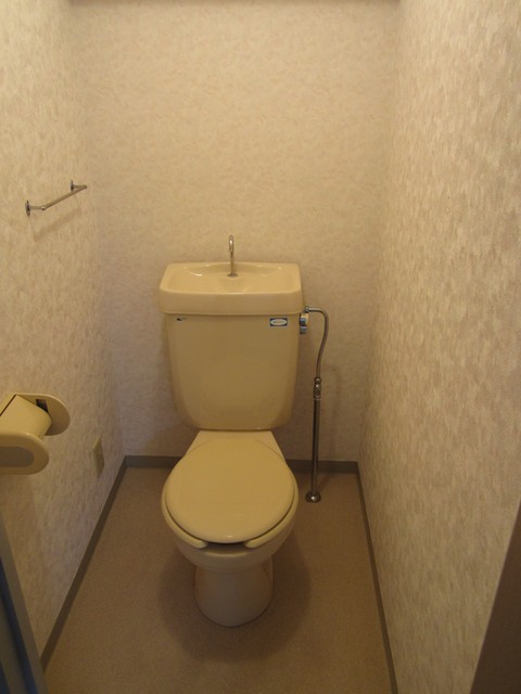 トイレ　トイレ