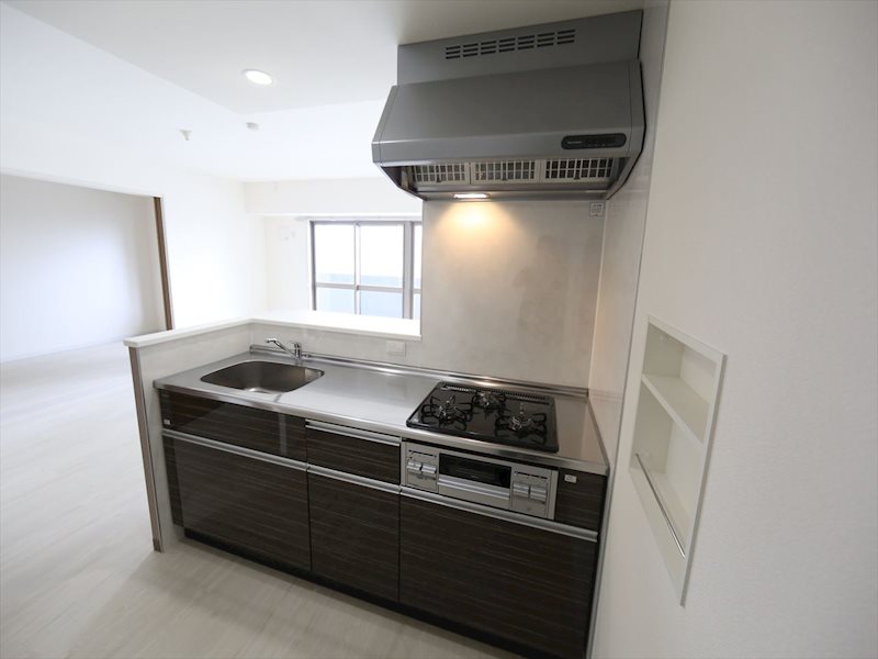 キッチン　カウンターキッチン　3口ガスコンロ　グリル付