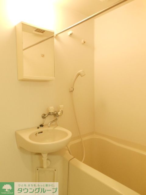 バス・シャワールーム　浴室換気乾燥機付きバス