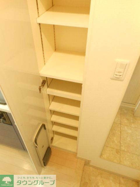 収納　シューズクローゼット