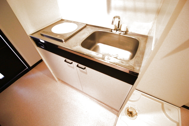 キッチン　※写真は他号室です