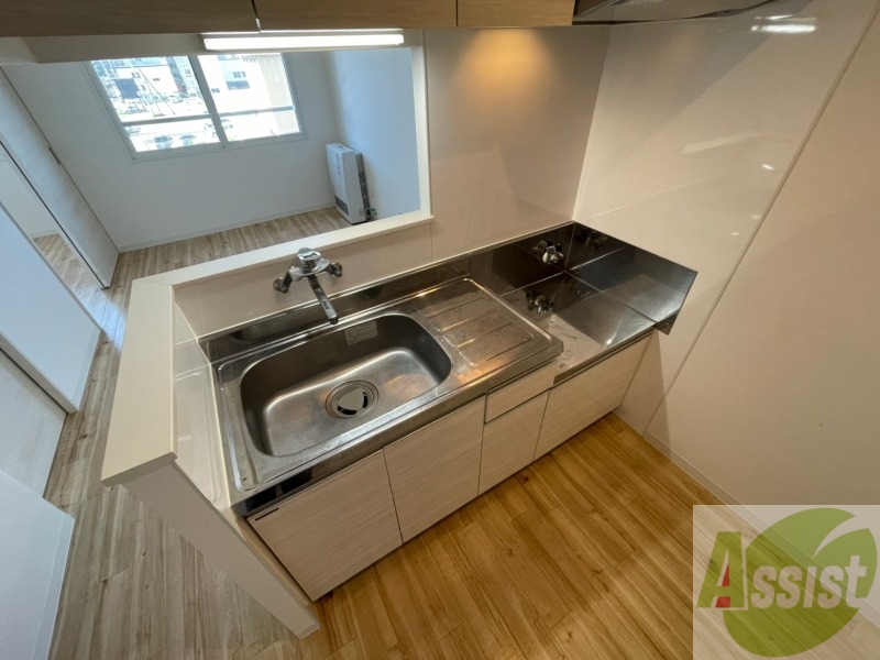 キッチン　キッチンはスペースも広々していて使いやすそうですよ！