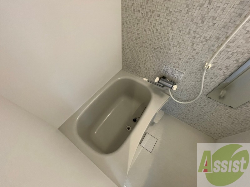 バス・シャワールーム　お風呂です。ゆっくりお風呂につかるのも体に良いですね～