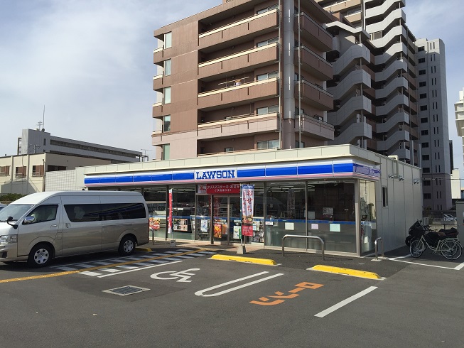 コンビニ　ローソン 泉佐野市場西三丁目店（コンビニ）まで398m