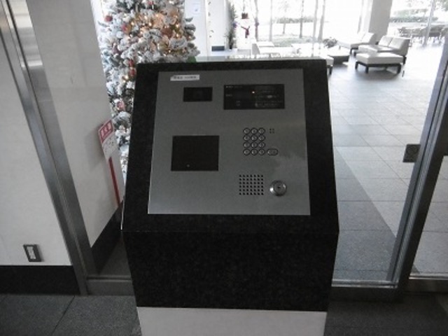 エントランス　エントランス