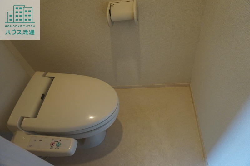 トイレ　※同タイプ別号室のお写真です