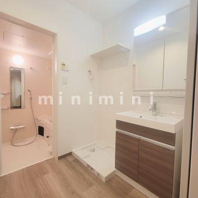 洗面設備　※写真は別号室のものですので現状優先とさせていただきます