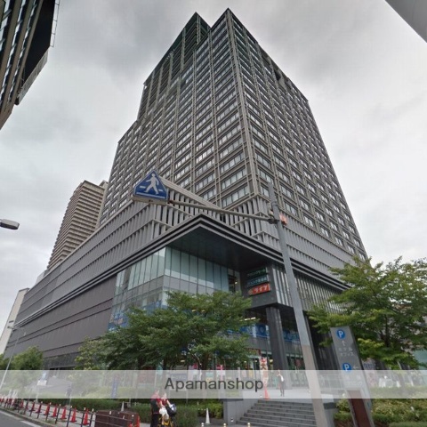 スーパー　ライフなんば店（スーパー）まで484m