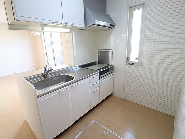 キッチン　対面キッチン（IHコンロ付）