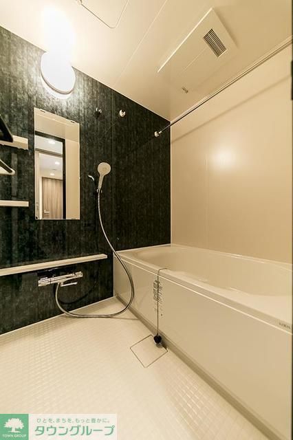 バス・シャワールーム　※写真は同タイプ住戸です。