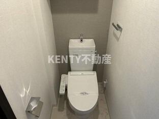 トイレ　シンプルで使いやすいトイレです