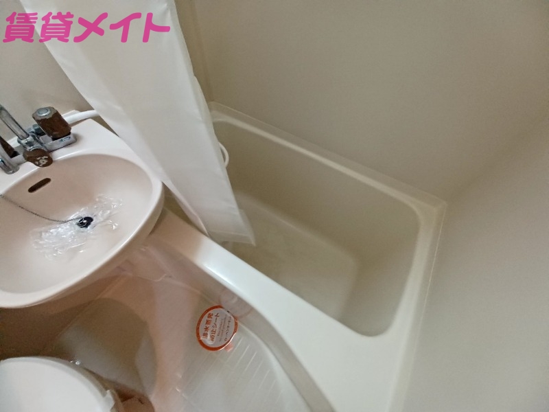 バス・シャワールーム　同物件別室写真