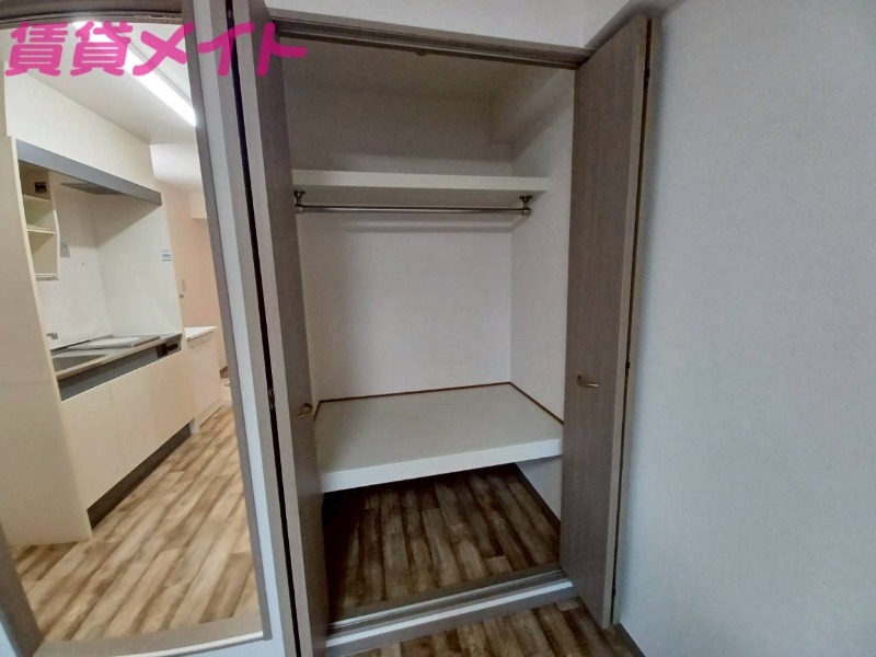 収納　同型参考写真