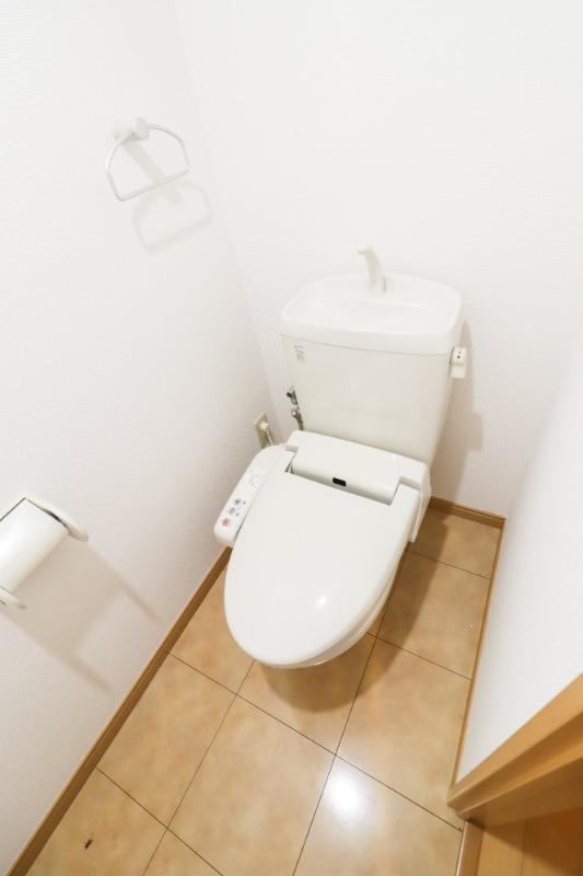 トイレ　図面と現状に相違がある場合には現状を優先