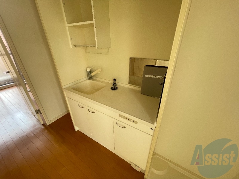 キッチン　キッチンはガスコンロを設置してご利用下さい。