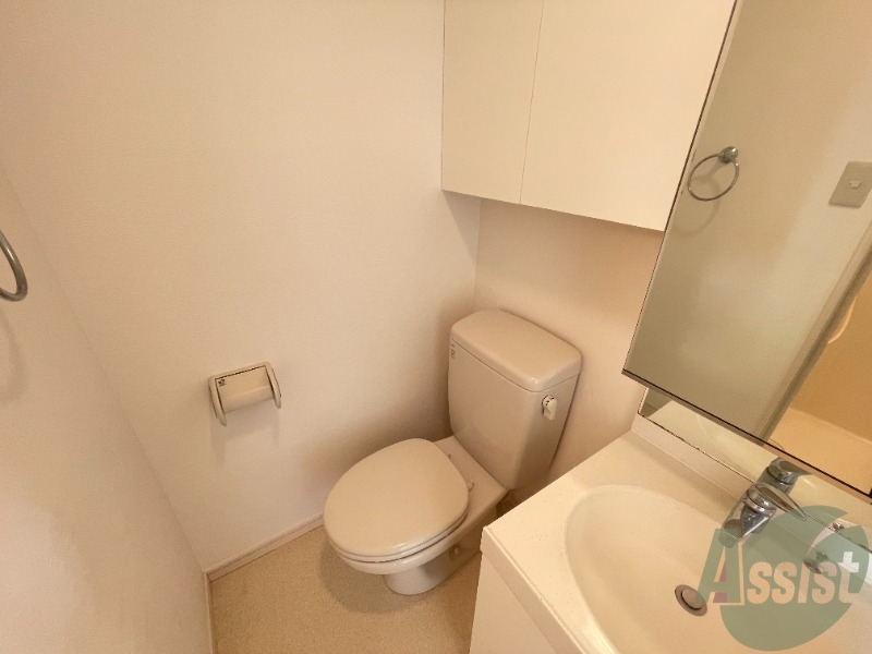 トイレ　トイレはこちらになります。清潔を保ちましょう。