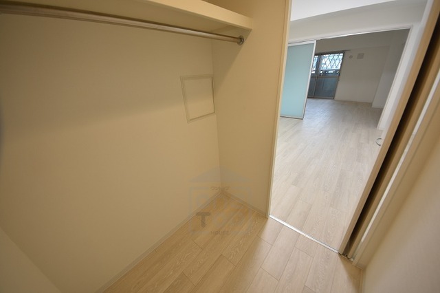 収納　ウォークインクローゼット