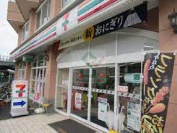 コンビニ　セブンイレブン 朝霞駅東口店（コンビニ）まで98m
