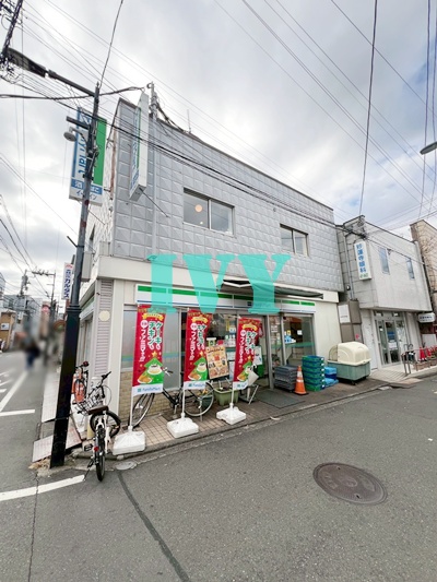 コンビニ　ファミリーマート 妙蓮寺駅前店（コンビニ）まで529m