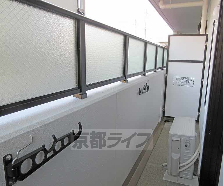 バルコニー　洗濯物いっぱい干せます