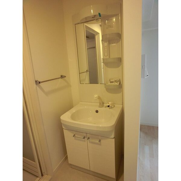 洗面設備　忙しい朝には欠かせない洗面所です