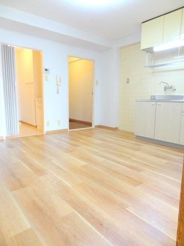 居室・リビング　★明るいリビング★