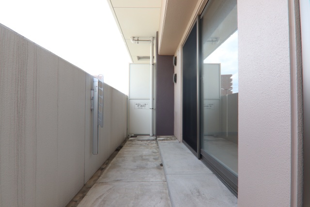 バルコニー　※別室の参考写真の為、現況優先です。