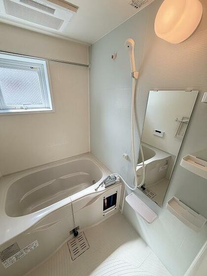 バス・シャワールーム　写真は別部屋のものです