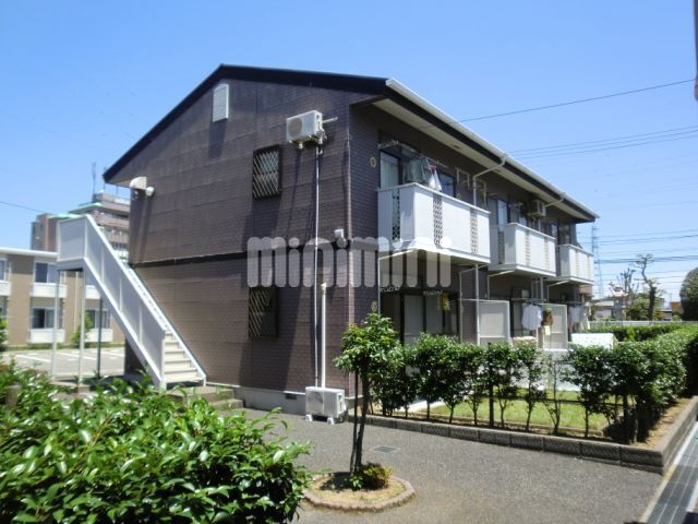 建物外観　お洒落なレンガ調の外観。