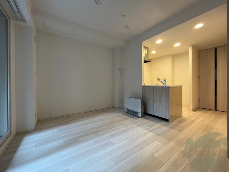 居室・リビング　広くてキレイなお部屋が広がっていて、充実した生活が送れそう。