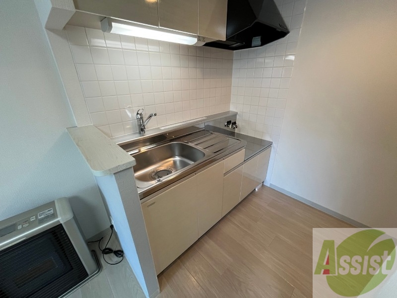 キッチン　キッチンはスペースも広々していて使いやすそうですよ！