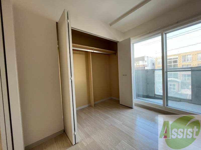 収納　洋室にはクローゼットがあるのですっきり片付きそうです。