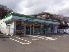 その他　ファミリーマート二宮一色店（その他）まで987m