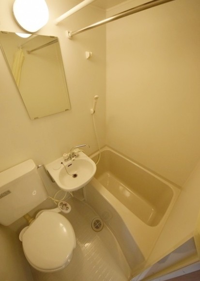 バス・シャワールーム　※別部屋参考