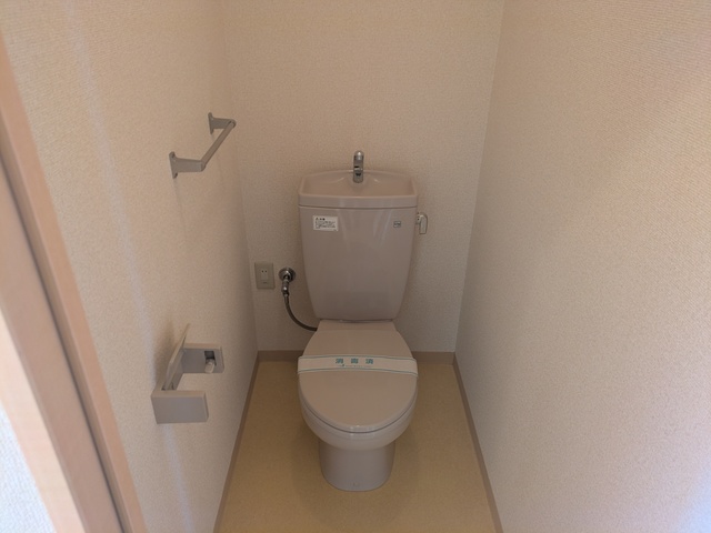 トイレ　同タイプのお部屋です