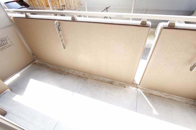 バルコニー　日当たり良好。