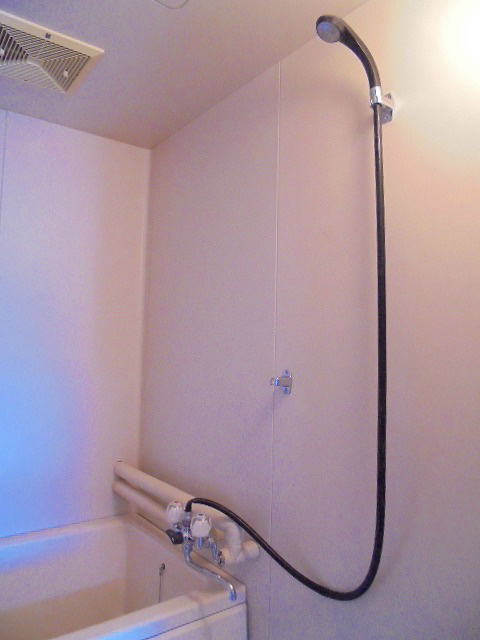 バス・シャワールーム　写真は101号室です。（参考）