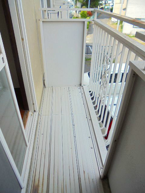 バルコニー　写真は101号室です。（参考）