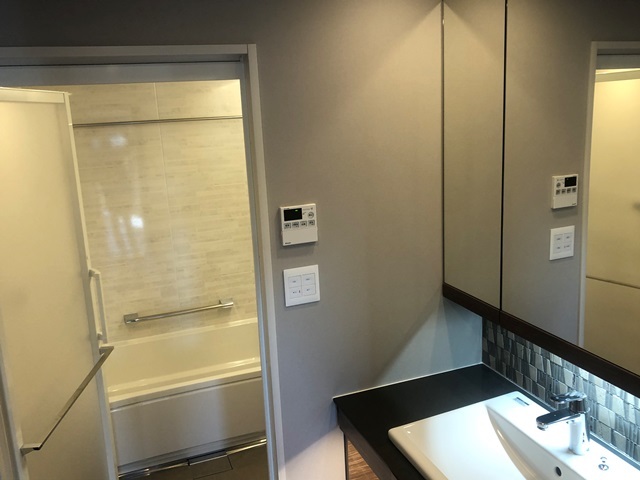 洗面設備　※写真は同タイプ住戸です。