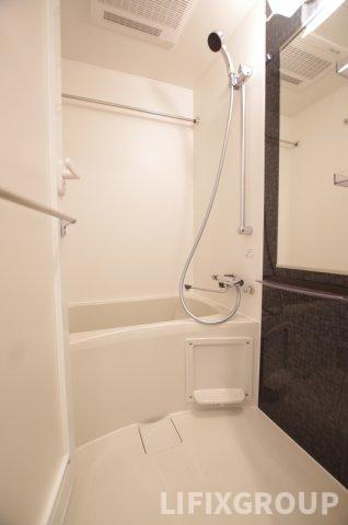 バス・シャワールーム　風呂