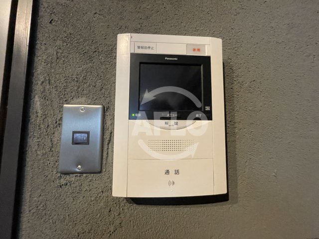 セキュリティ　インプルーブ天六　TVモニター付きインターホン